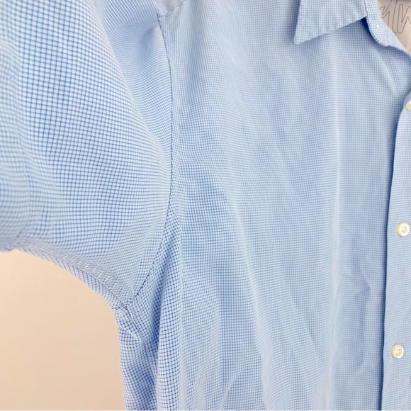 Quicksilver Light Blue Short-Sleeved Button-up Shirt - Picture 4 of 12